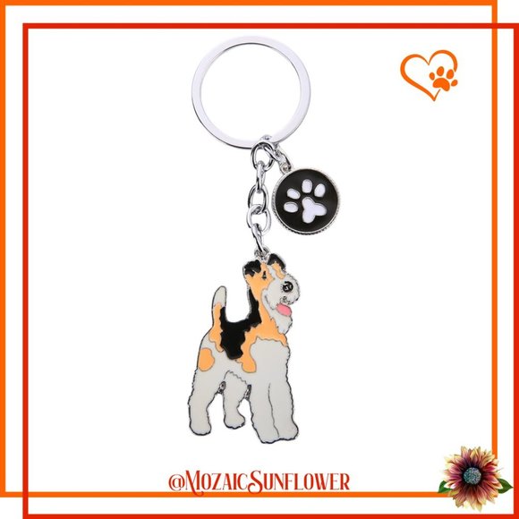 Wire Fox Terrier Metal Enamel Keychain With Paw Charm - Picture 1 of 2